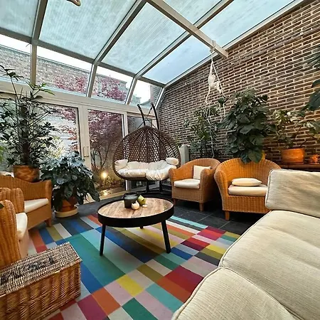 Large Quiet Whole House Near Historic Centre Villa