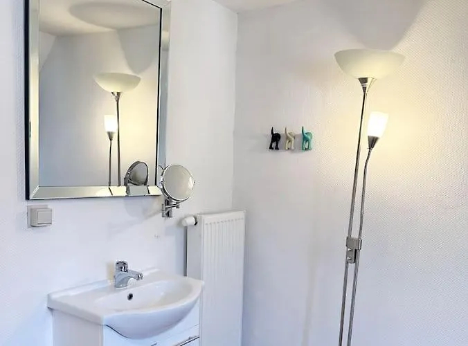 Large Quiet Charming In House Near Historic Centre ゲストハウス *