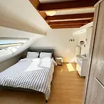 Pensionat Large Quiet Charming In House Near Historic Centre *
