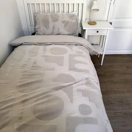 Large Quiet Charming In House Near Historic Centre Gæstehus *